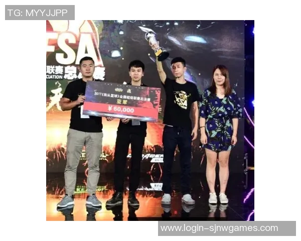 张静在S15电竞总决赛中分享和平精英的独特战术与心得体会